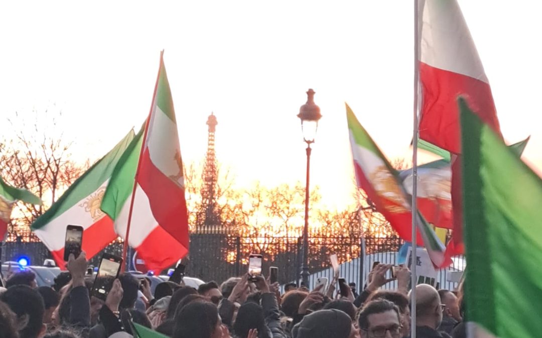 A la marche du 1er mars avec les iraniens : Joie et Espoir !