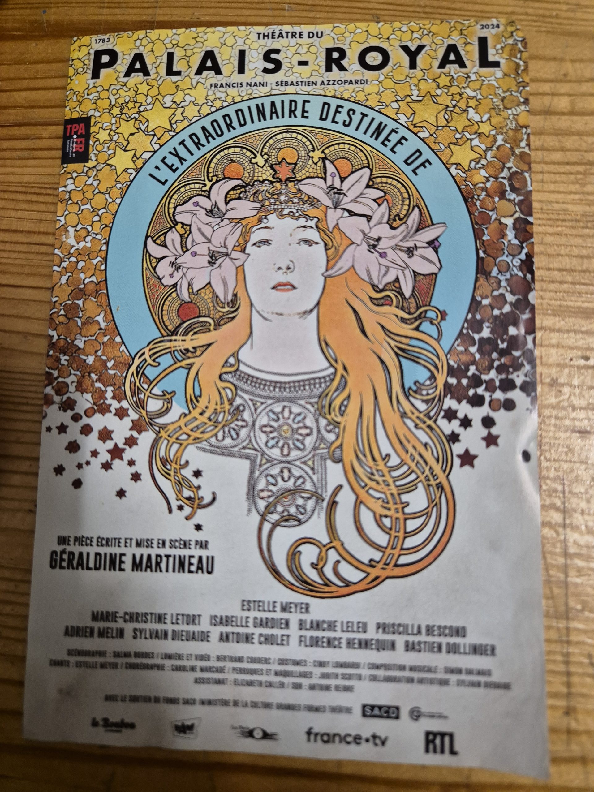 L’extraordinaire destinée de Sarah Bernard, pièce écrite et mise en scène par Géraldine Martineau