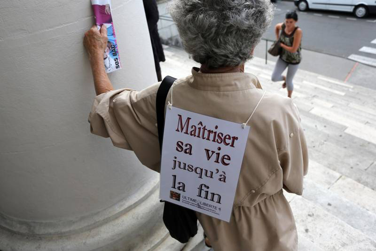 manifestation en soutien à la loi fin de vie
